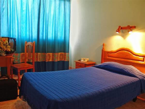 Pension Cardona Arrecife  Exterior foto